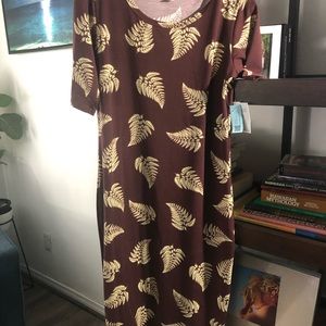 LuLaRoe Fern Julia medium